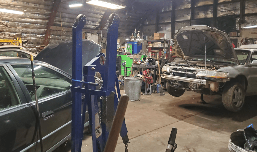 AUTO REPAIR